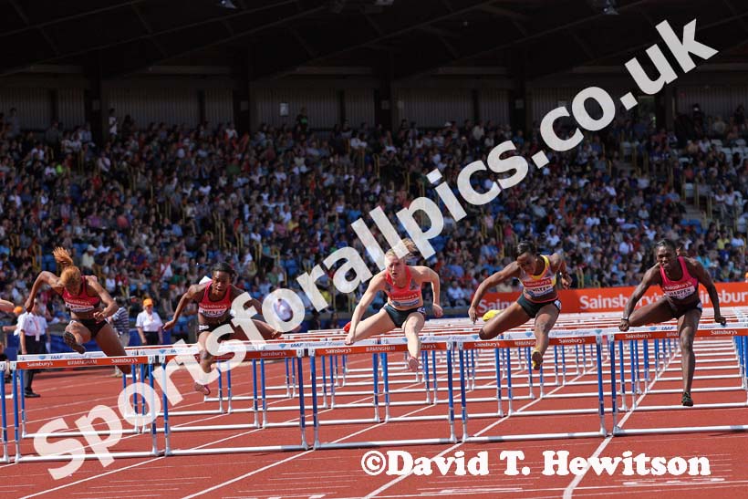 100 metres hurdles, from left to right: Kristi Castlin (USA), Kellie Wells (USA), Sally Pearson (Aus), Tiffany Porter (GB) and Dawn Harper-Nelson (USA) at the IAAF Diamond League, Birmingham.